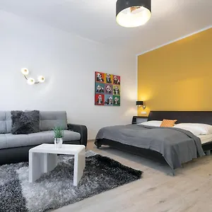 Wf-Apartment Westbahnhof Bécs