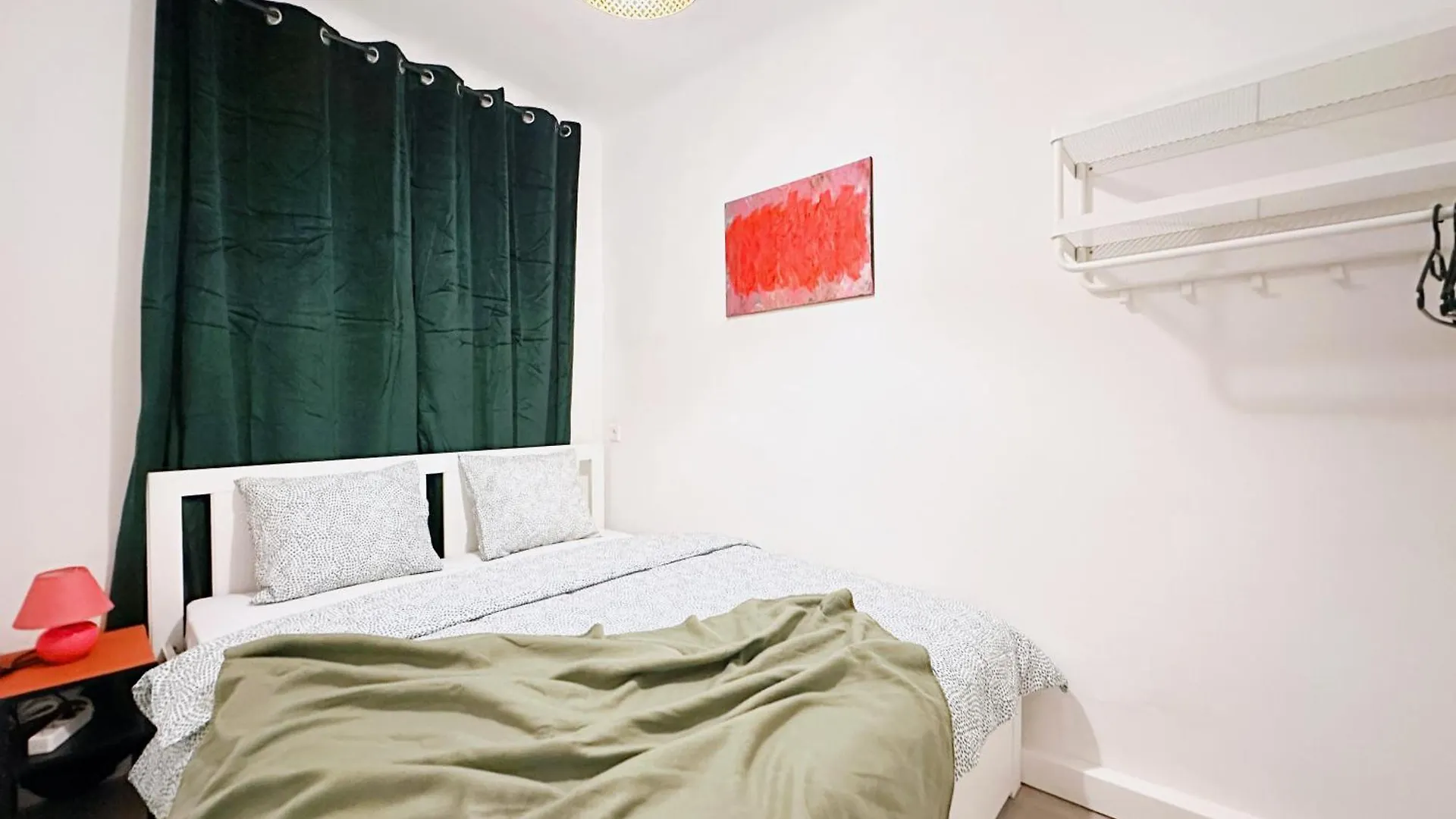 Charming Three Bedrooms Apartment Near Vienna Central Station