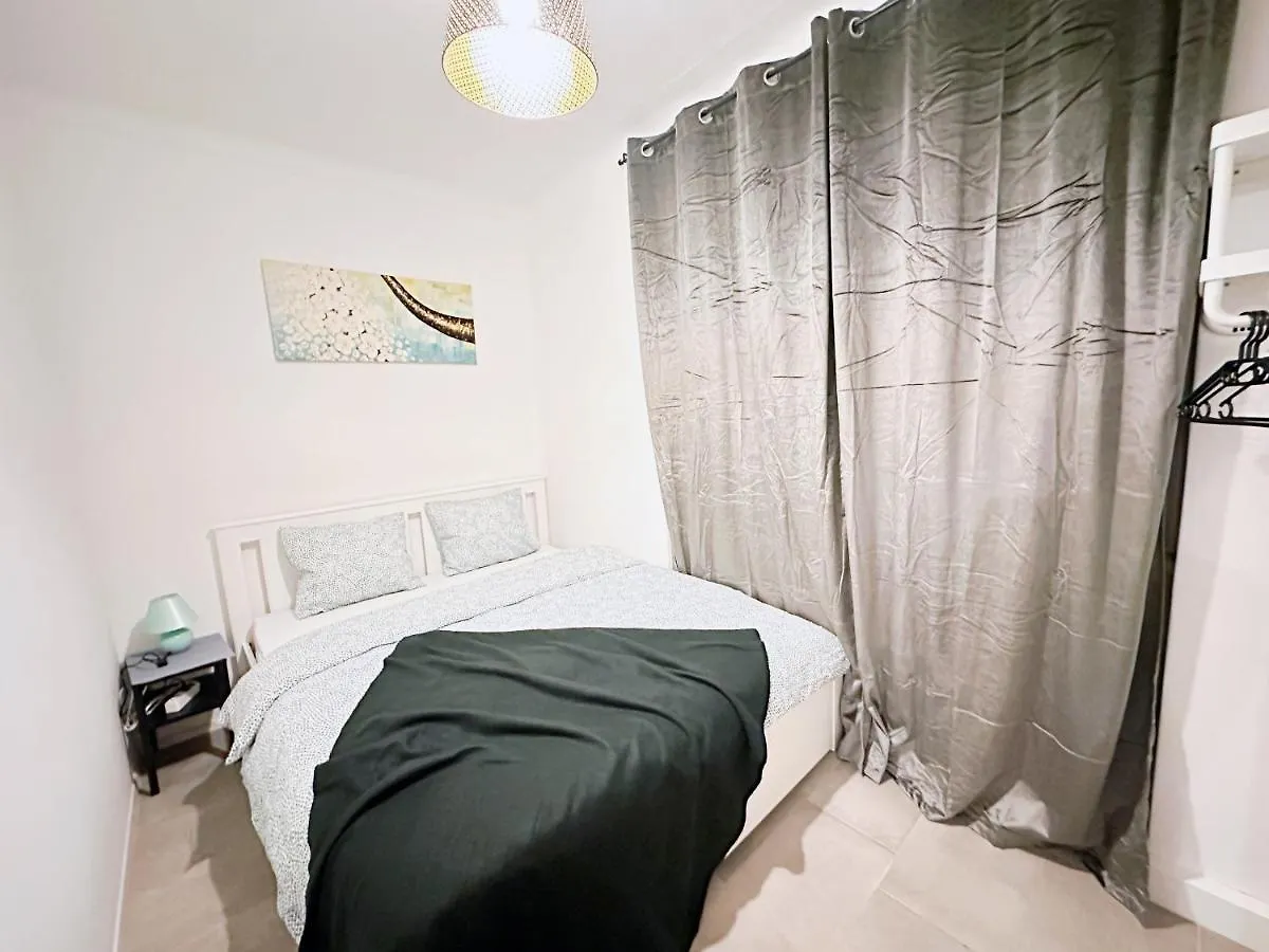 Charming Three Bedrooms Apartment Near Vienna Central Station