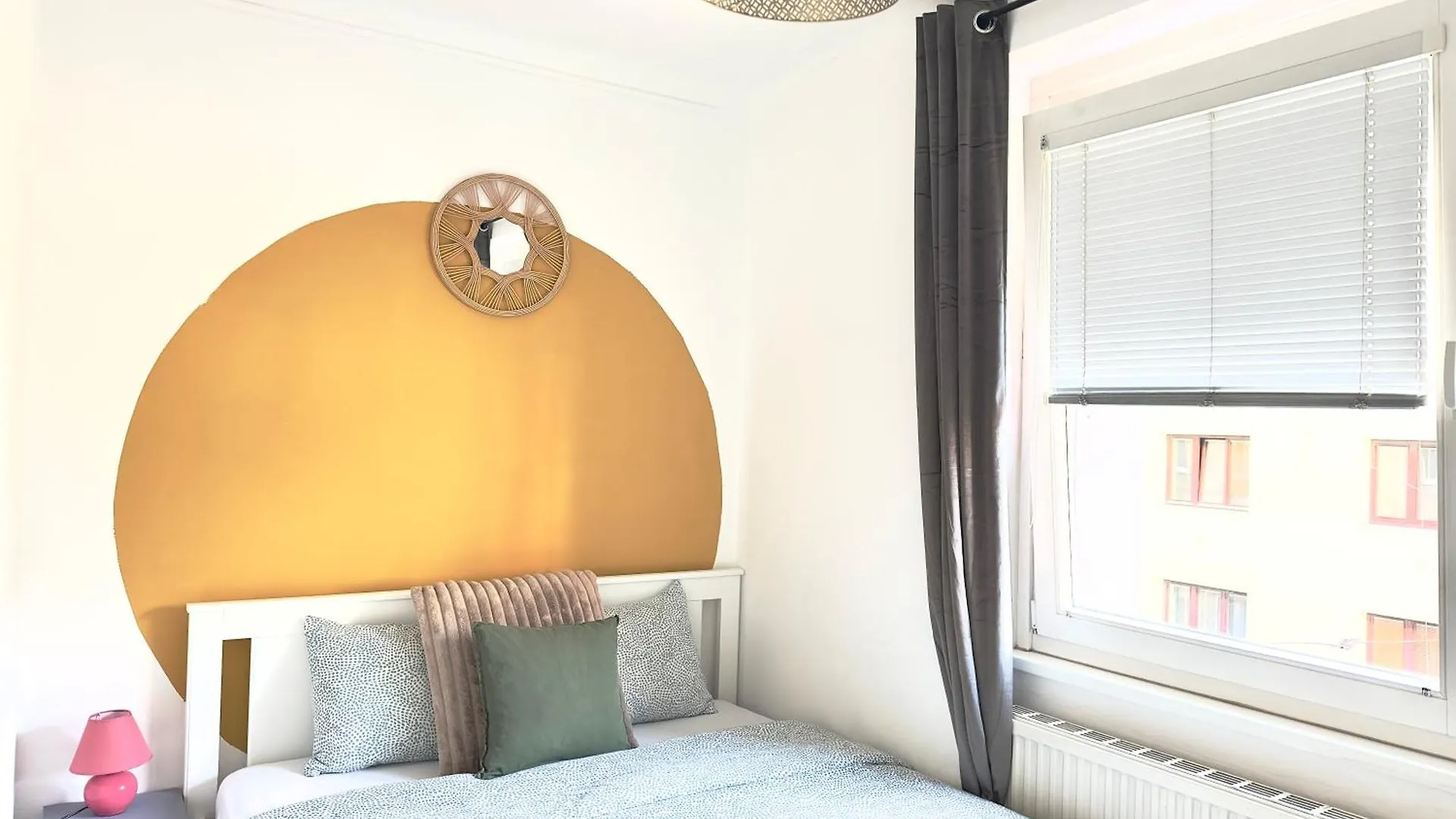 Charming Three Bedrooms Apartment Near Vienna Central Station Austria